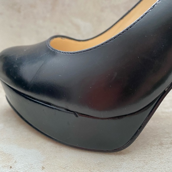 Enzo Angiolini Black Platform pumps size 6 - Picture 4 of 4